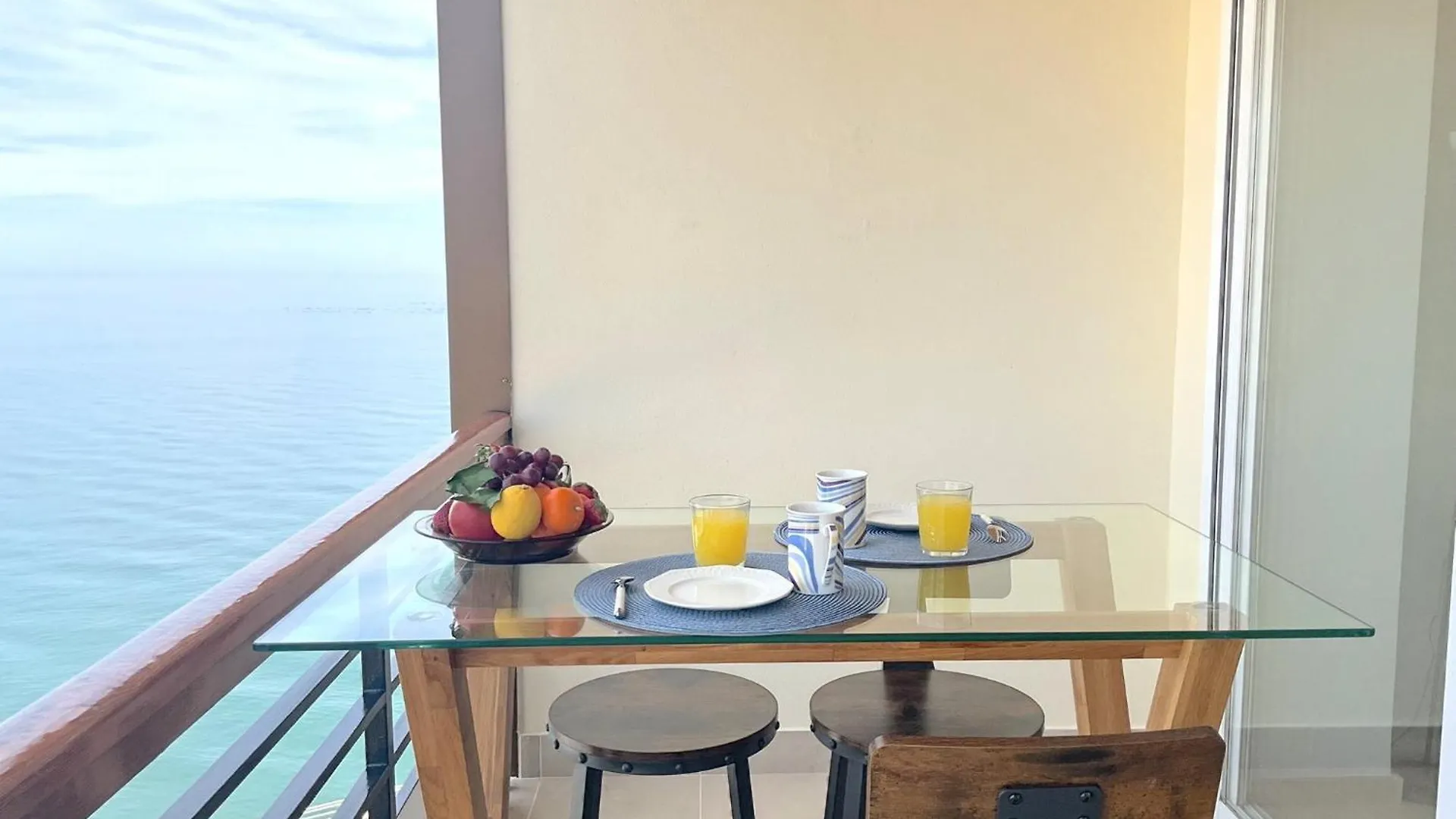 Golden Sunrise - Santa Clara - Vue De Reve Apartment Torremolinos